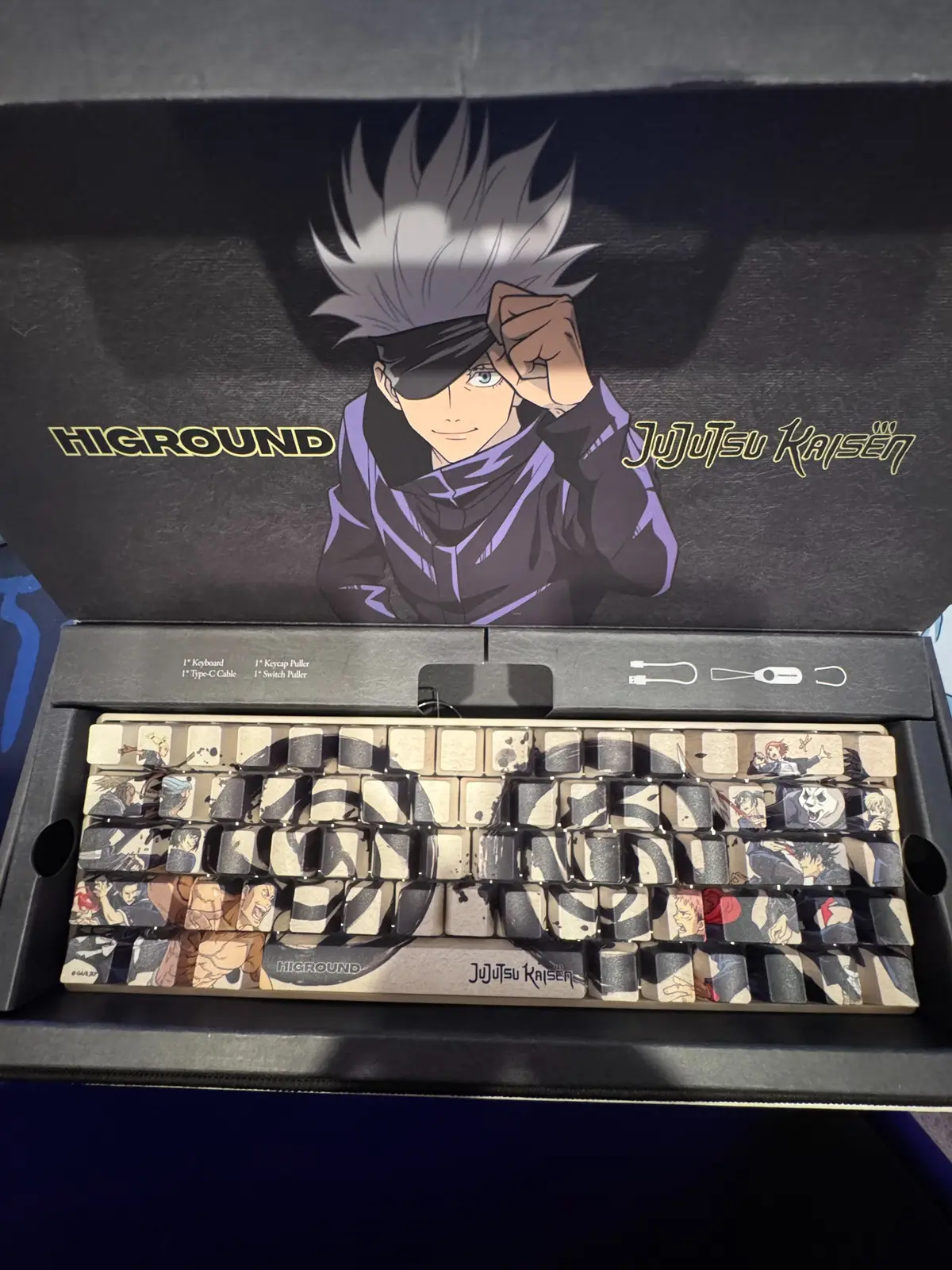 Higround Jujutsu Kaisen mechanical keyboard featuring Gojo and other characters